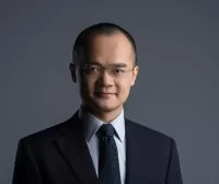 王兴与美团：一位“深度学习机器”的商业哲学与生态帝国构建之路